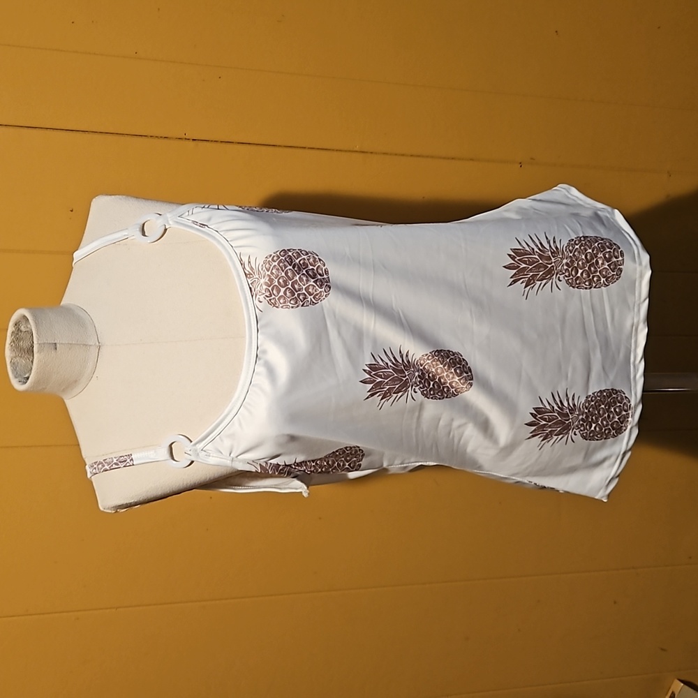 Pineapple 🍍 tank top